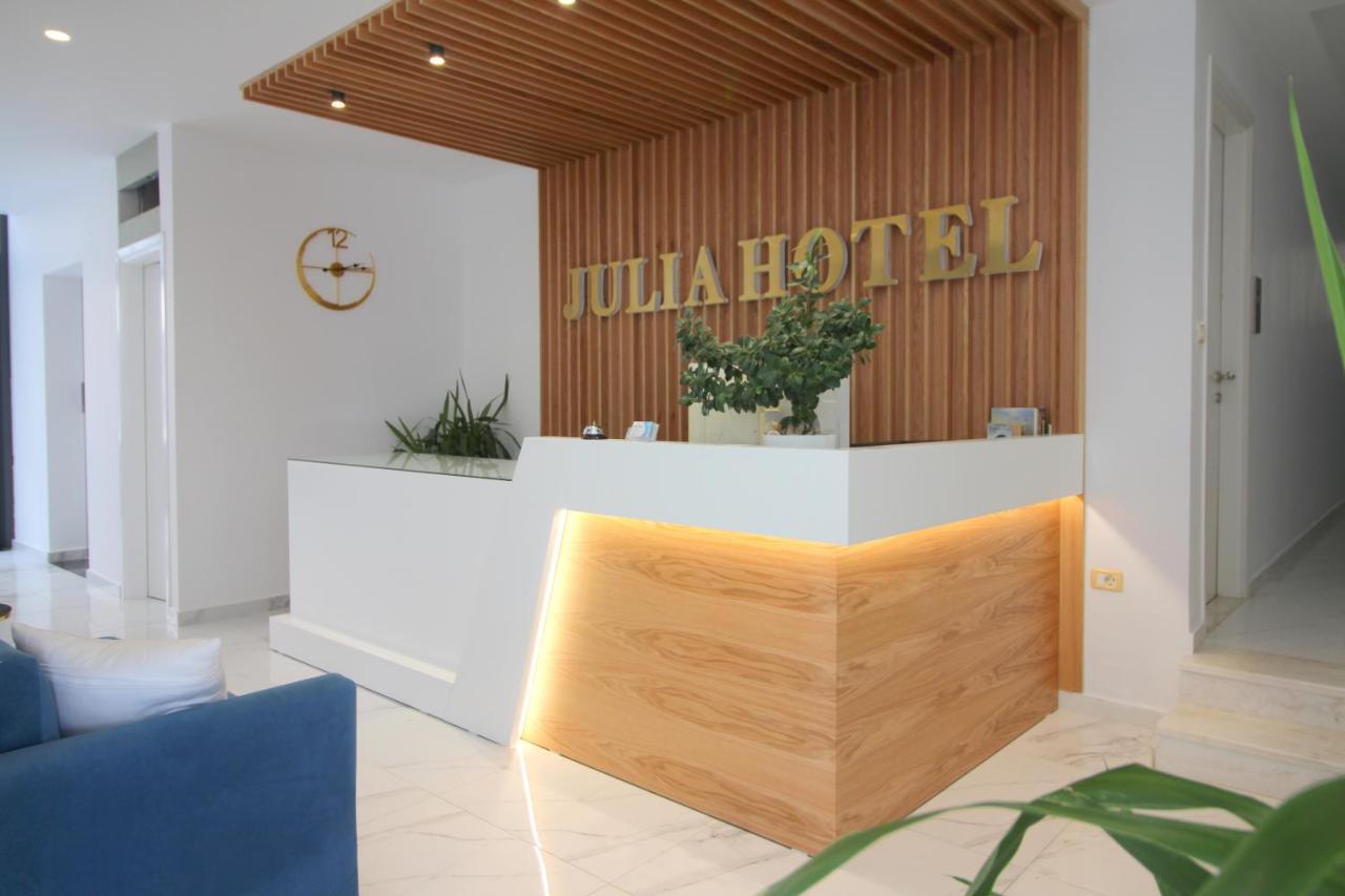 Julia Hotel Sarandë Exteriör bild