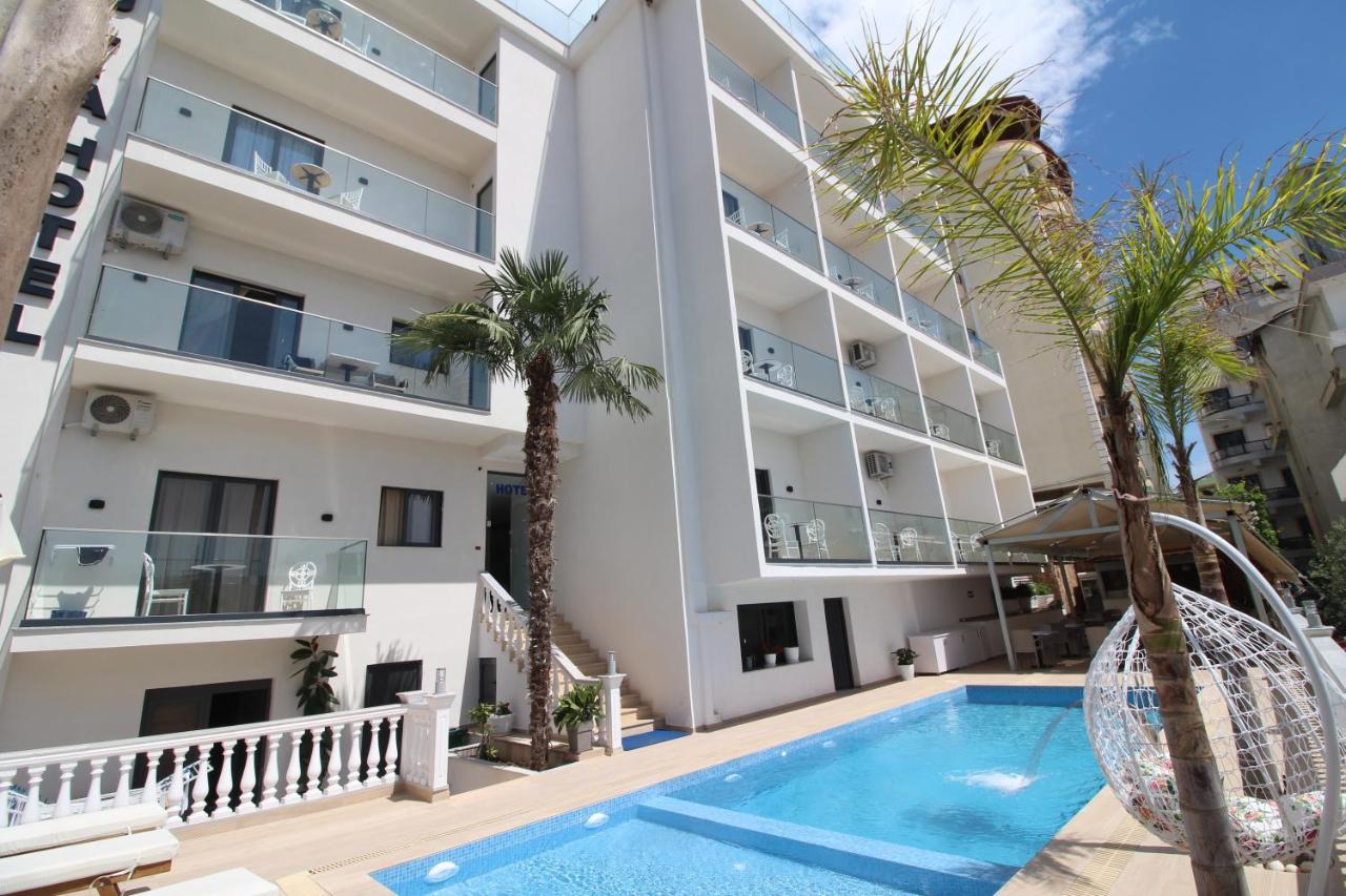Julia Hotel Sarandë Exteriör bild